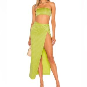 Super down green skirt set